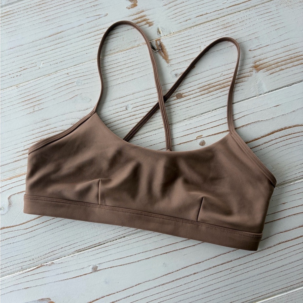 Alo Yoga Airlift Intrigue Bra - Picture 7 of 9